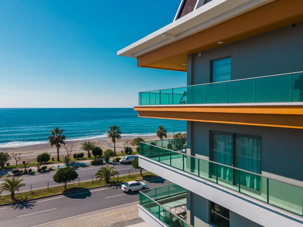 0013 OXOPIA Seafront Apartment For Rent In Kestel, First Line To The Beach