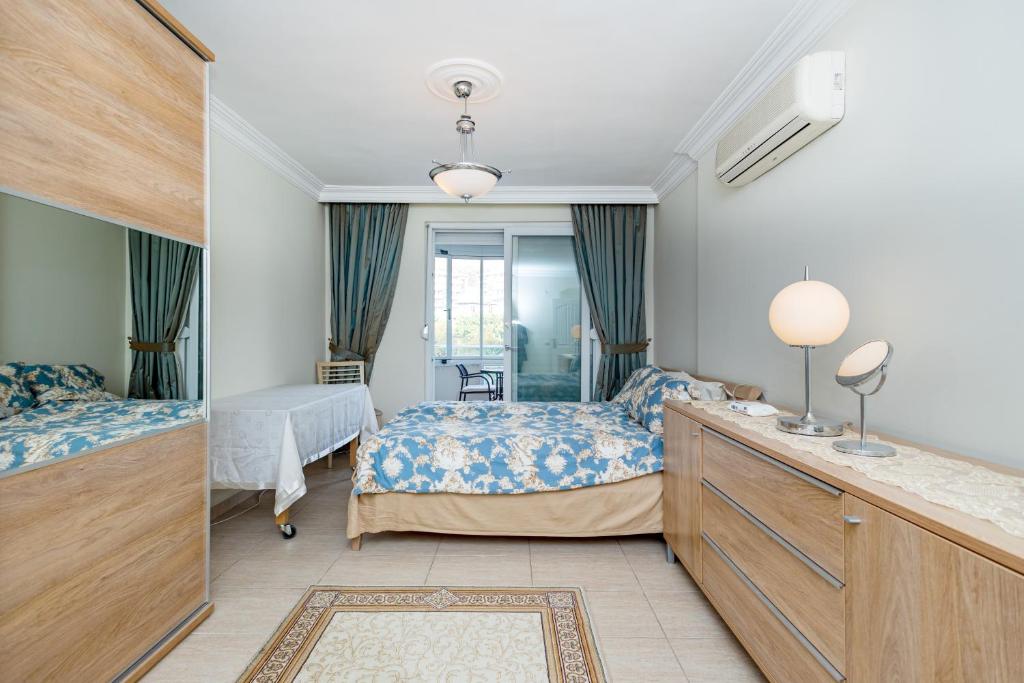 Alanya Center House - Double room or whole Apartment