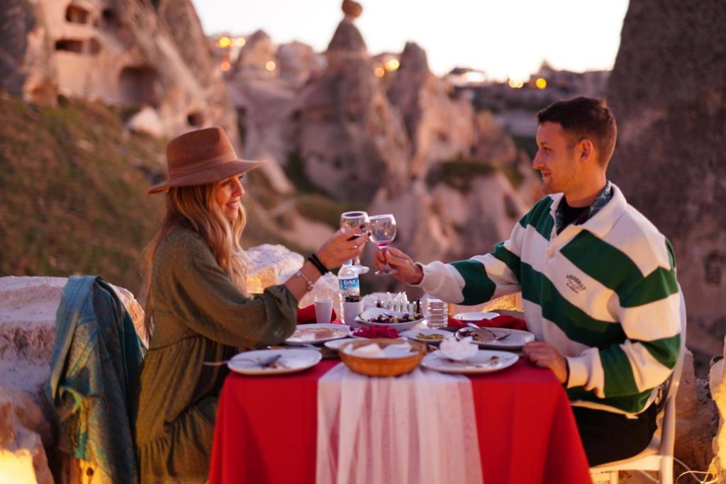 Anatelein Cave Hotel