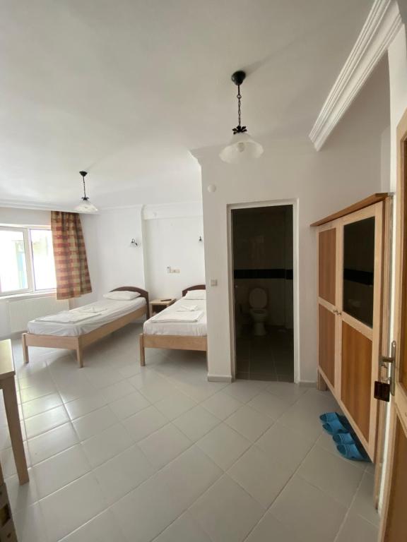 AY OTEL 2