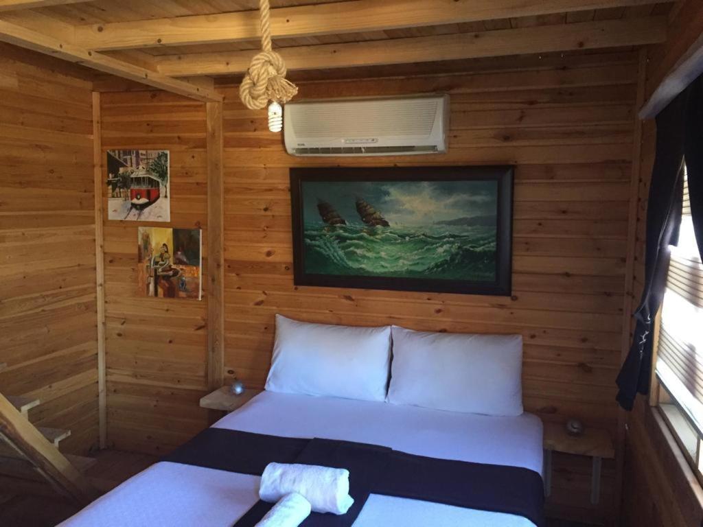 Ayanya Beach Hotel & Bungalows