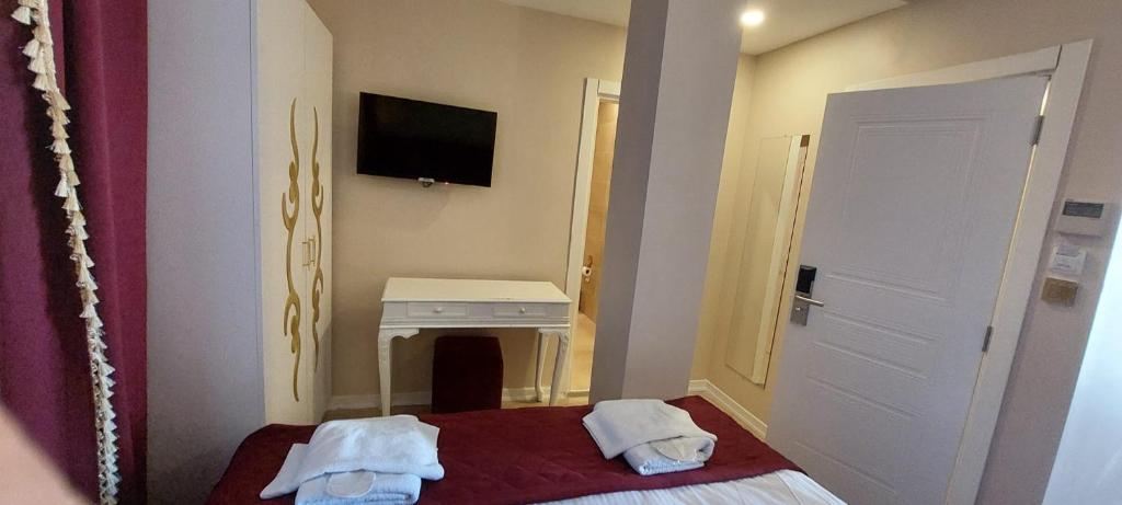Boss To Hotel Taksim