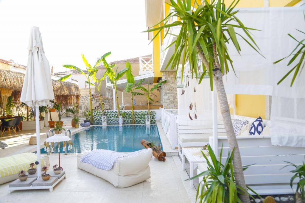 Brothers Çeşme Boutique Hotel