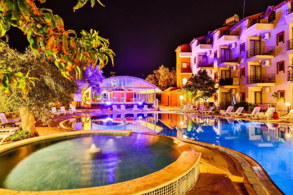 Club Hotel Gultur