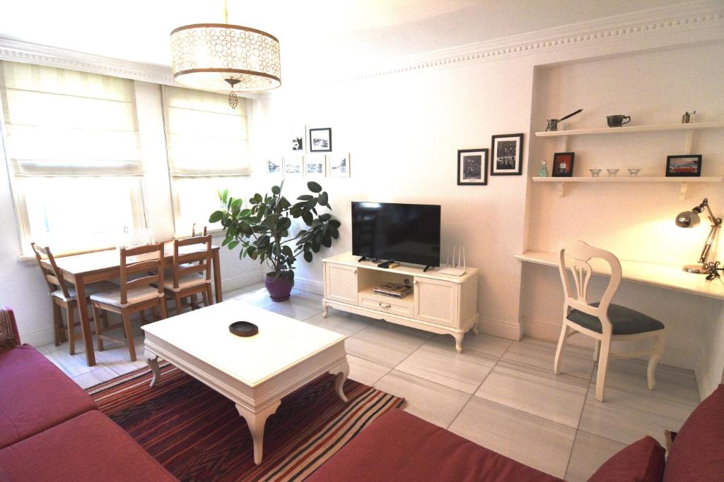 Cozy 1-bdr Apartment In Cihangir Neighborhood