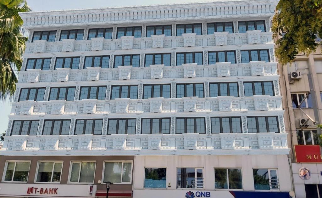 Derin Hotel
