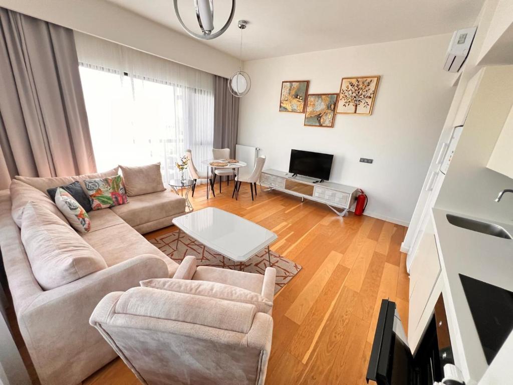 G Tower Residence at Divan Near To Mimar Sinan Metro Station