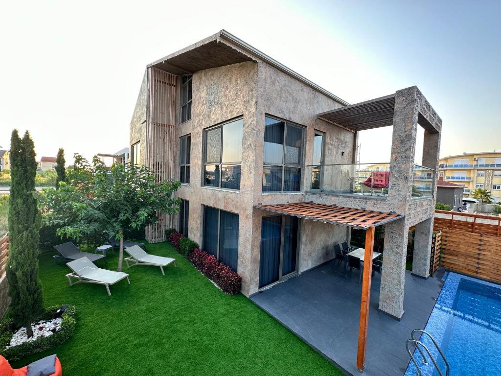 DrVillaSuits Casa Riva