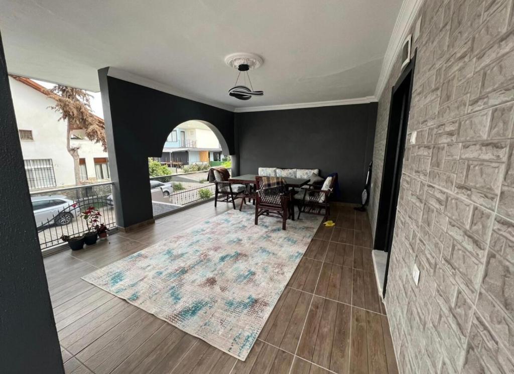 Dubleks Havuzlu Lüks Villa