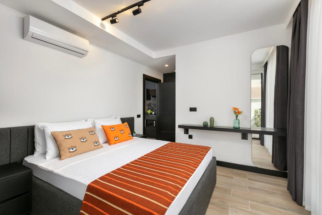 Ella Suites Hotel