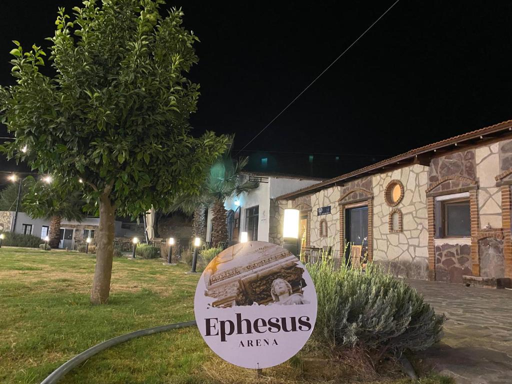 Erdem Ciftligi/ Ephesus Arena