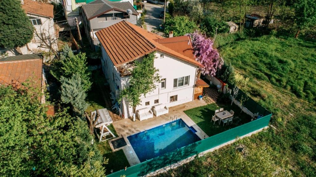 Eren Villa