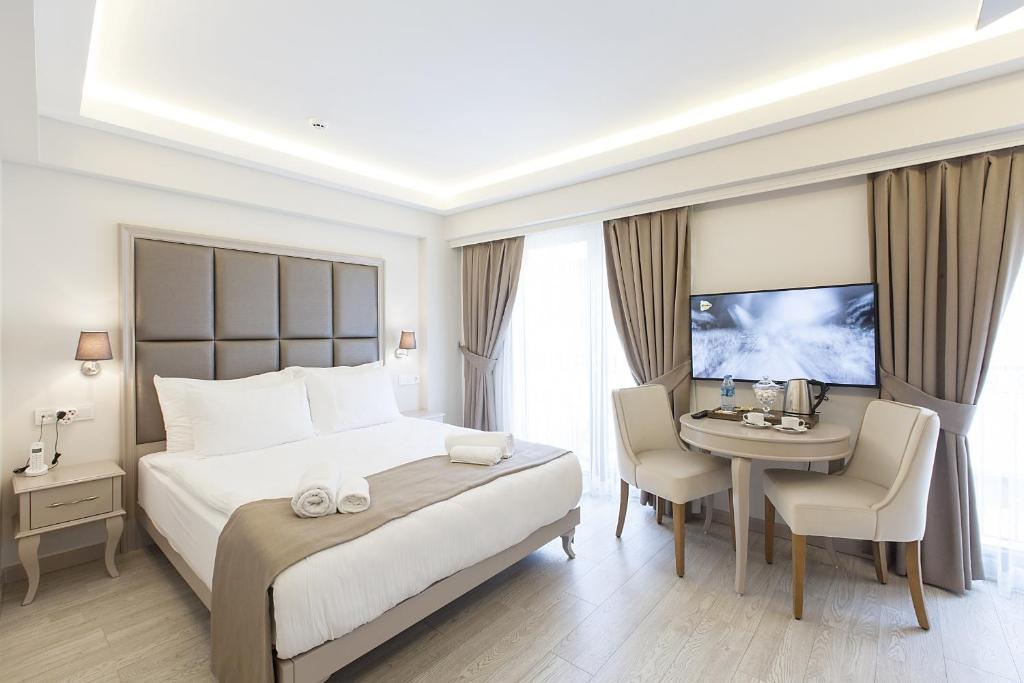 Perla Galata Hotel