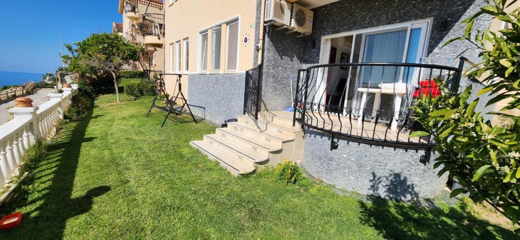 Goldctiy otel villa