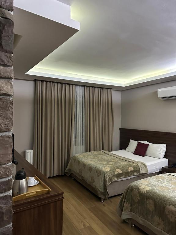 GRAND DELUX HOTEL