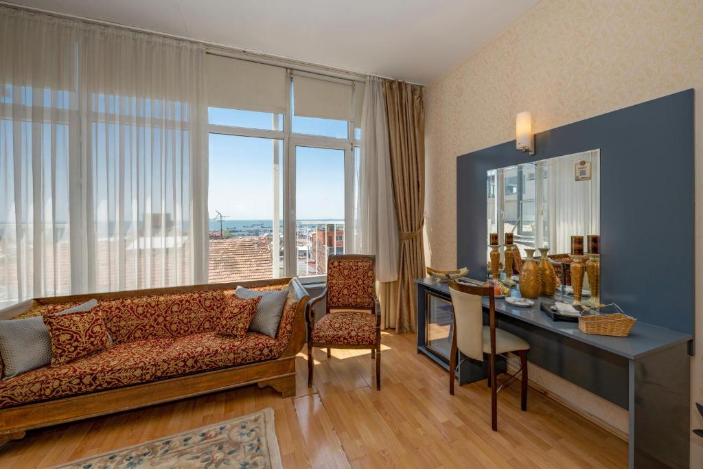 Grand Ons Hotel