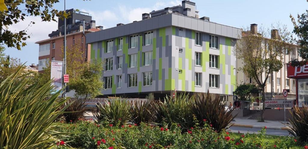 Grisverde Suites Hotel
