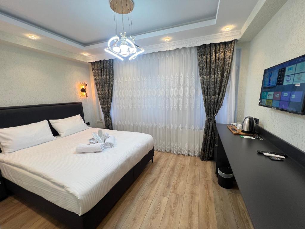 Feycem Suites Hotel