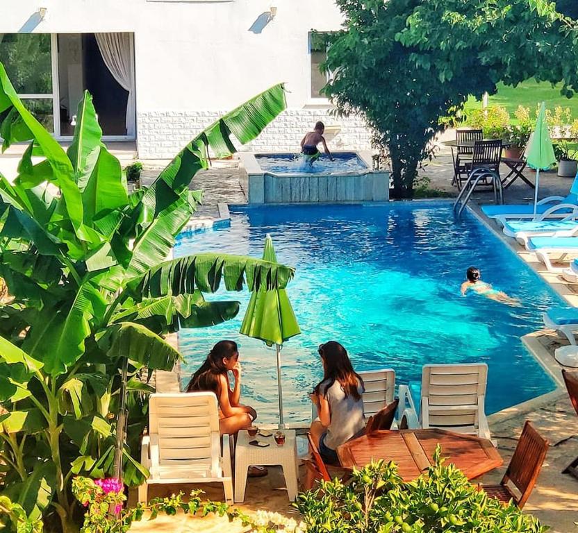 Çeşme Suites