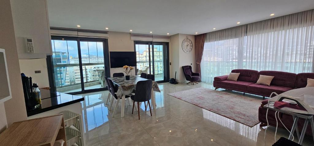 Konak Tower Seaside mahmutlar трехкомнатная этаж 8