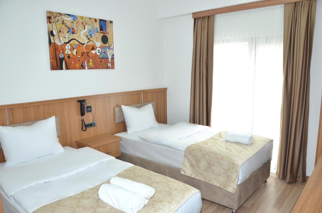 Hotel La SERA
