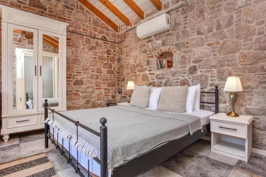 Lunaria Guest House