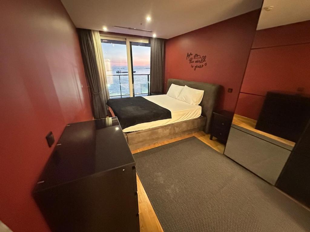 Magnificent Suite Next To The Fişekhane