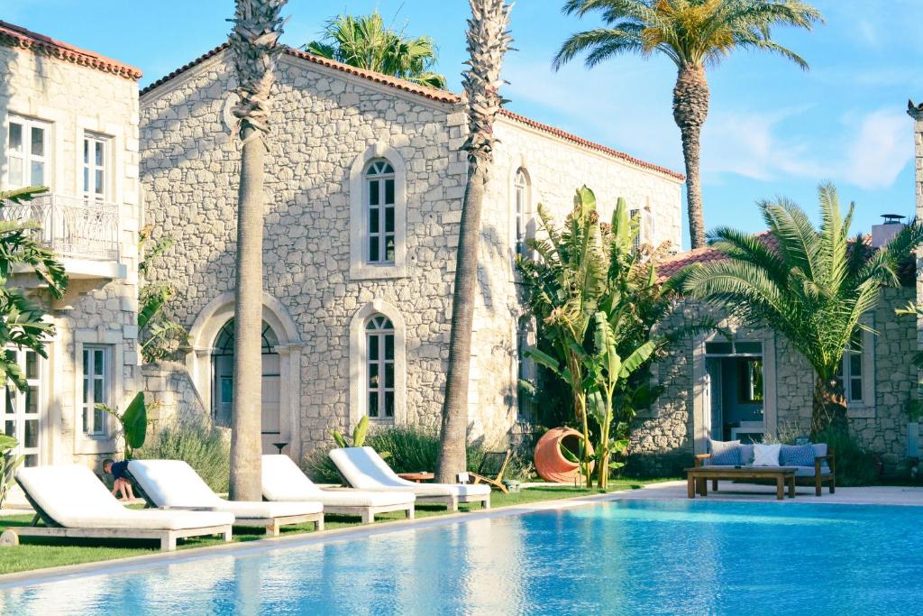 Manastir Alacati Hotel