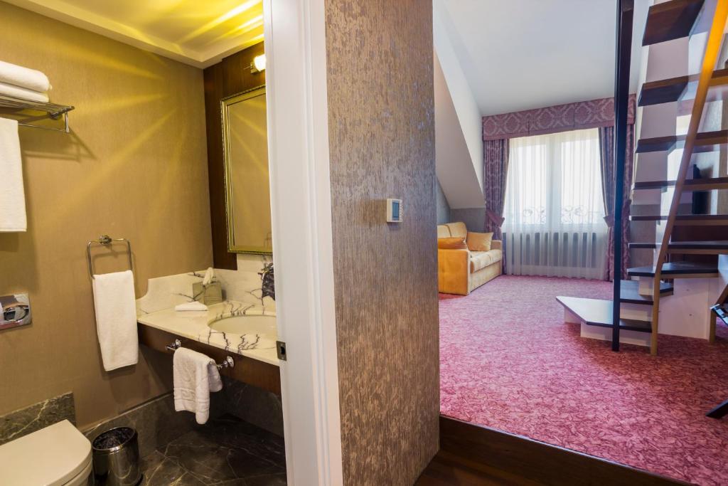 Mell Hotel