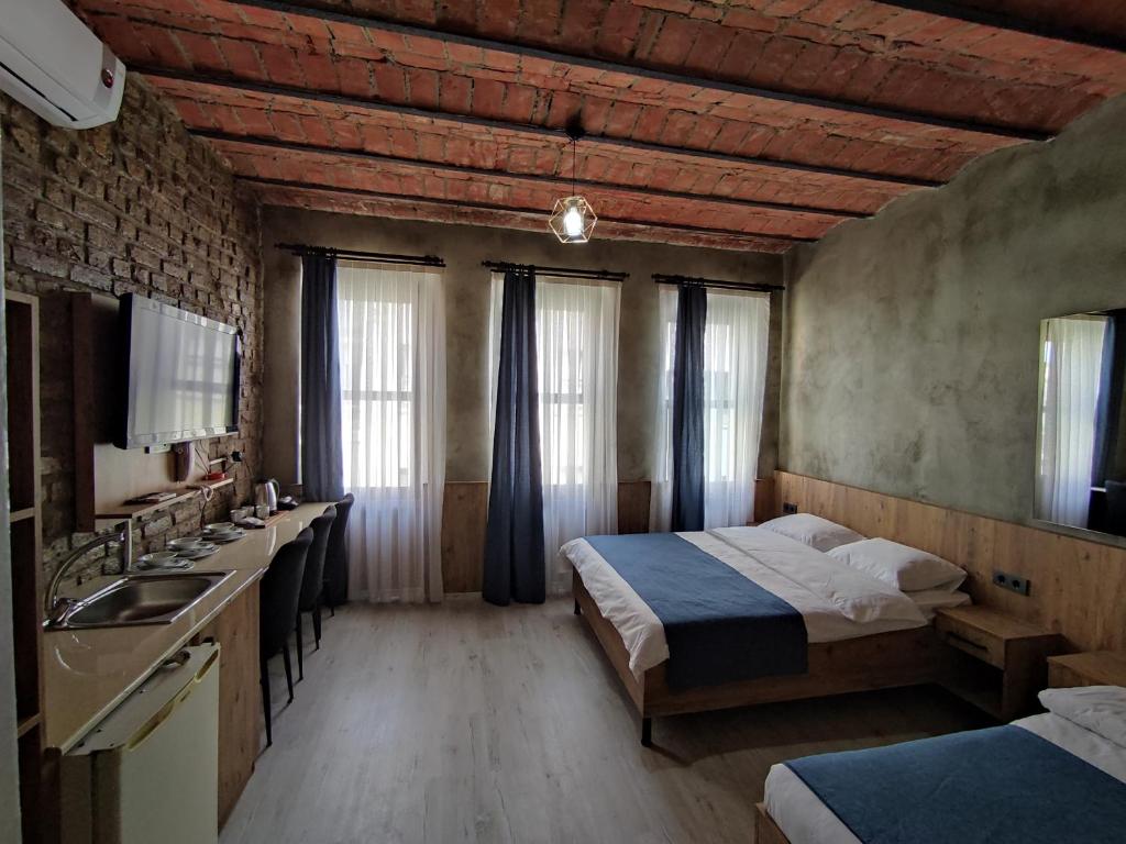 Life Span Hotels