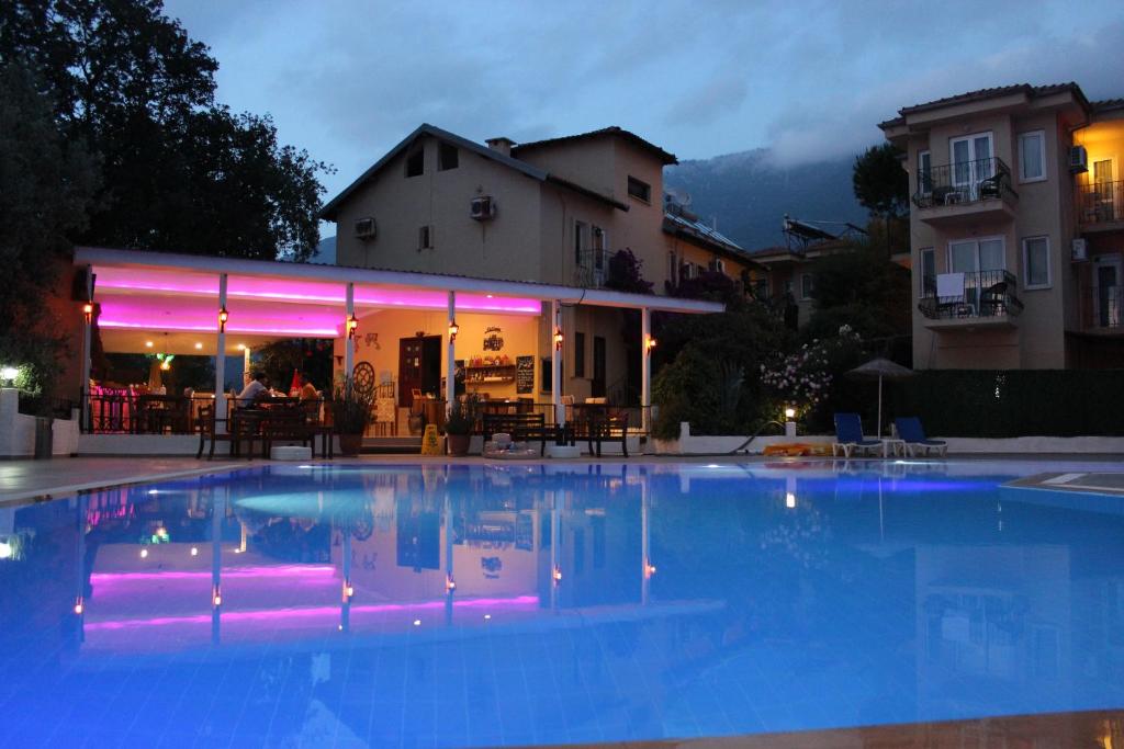 Monta Verde Hotel & Villas