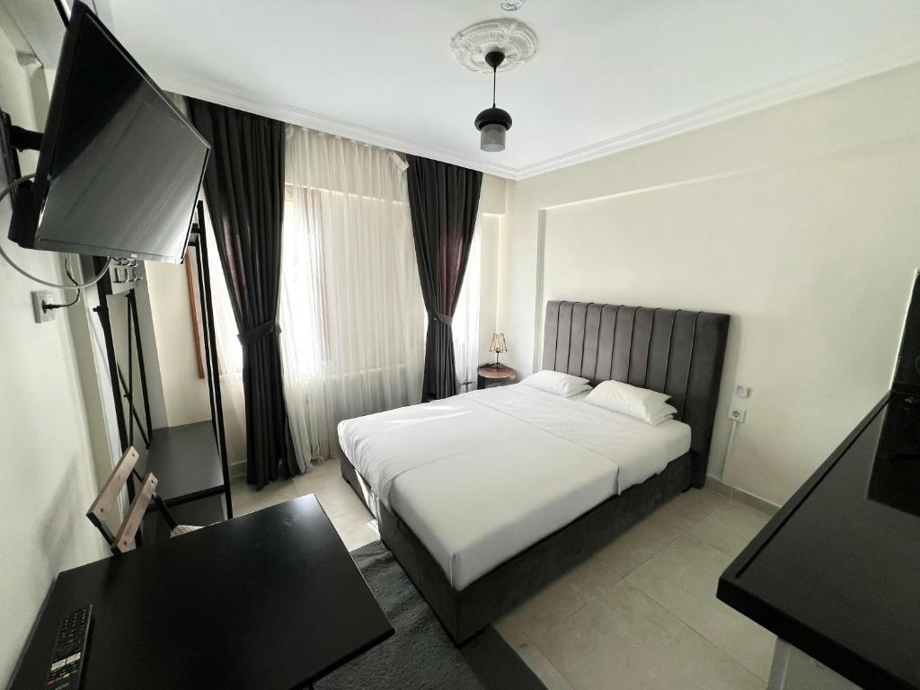 Mr Miller Suite