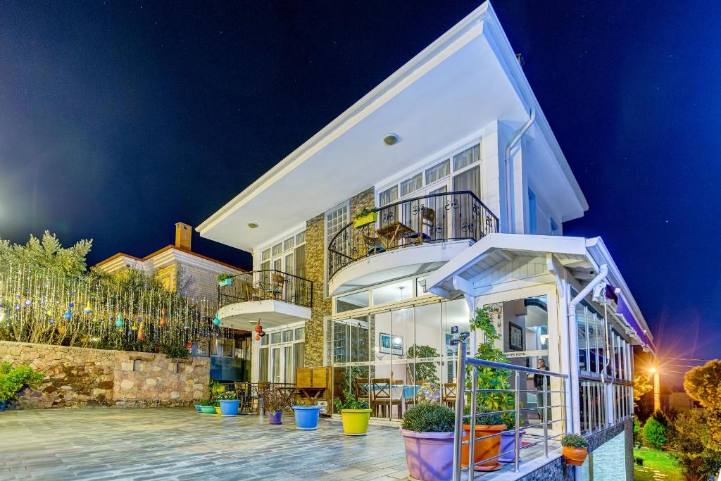 Nefes Hotel
