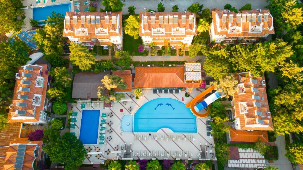Nicholas Park Hotel