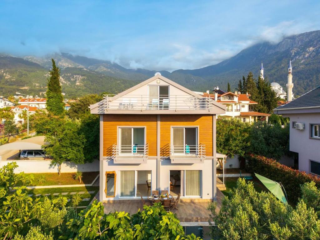Oludeniz Plajina Yakin 3 Yatak Odali Villa
