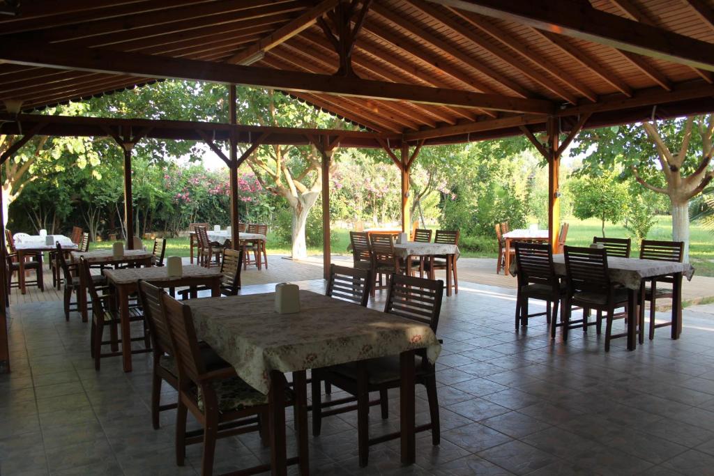 Ozge Bungalow Hotel