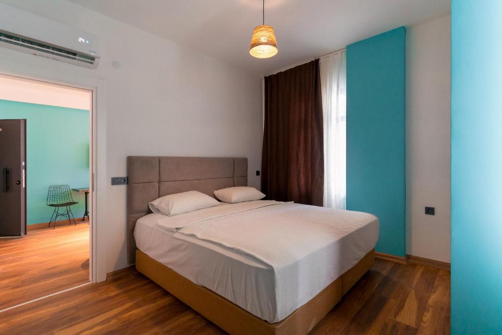 PASHAM RESIDENCE