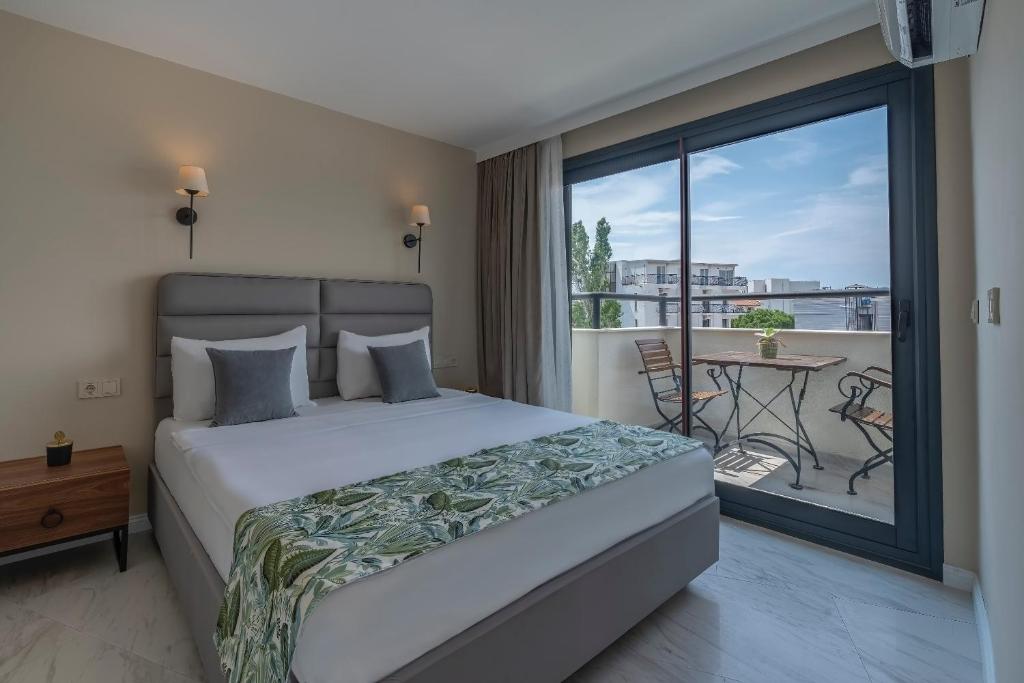 Rosy Suites Hotel