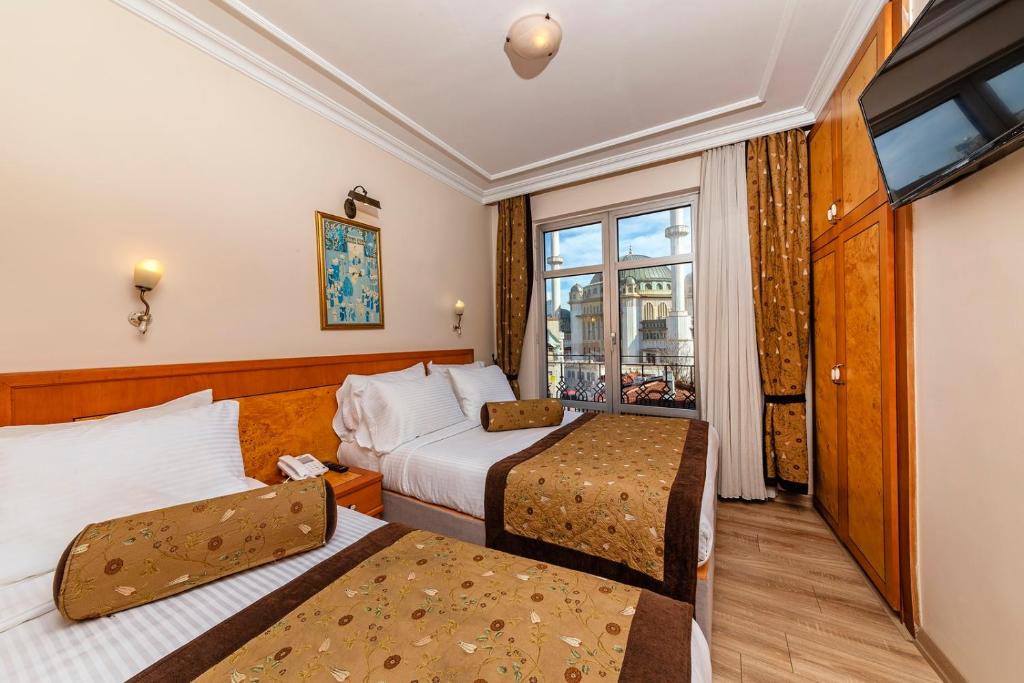 Santa Ottoman Hotel
