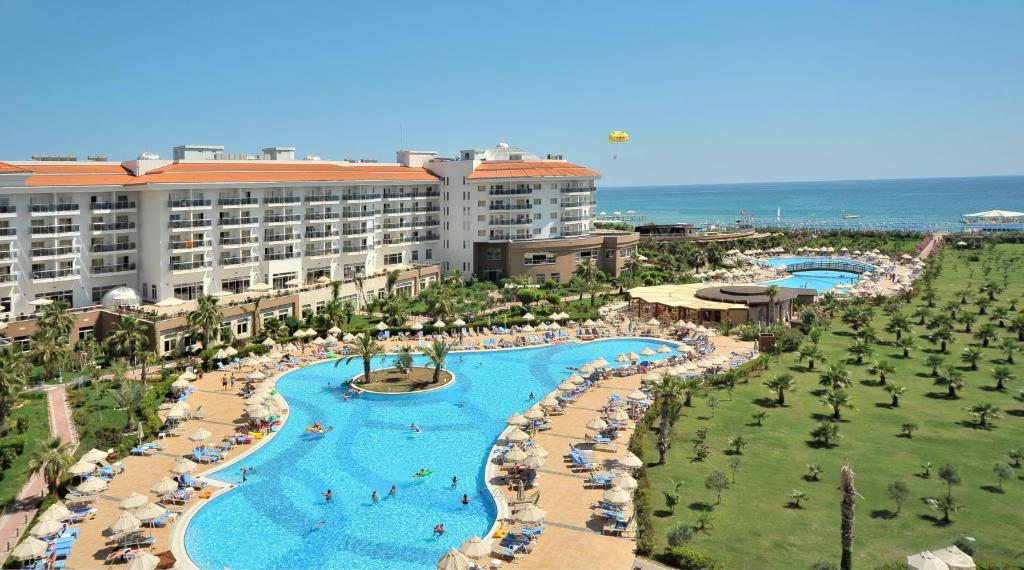 Seaden Sea World Resort & Spa