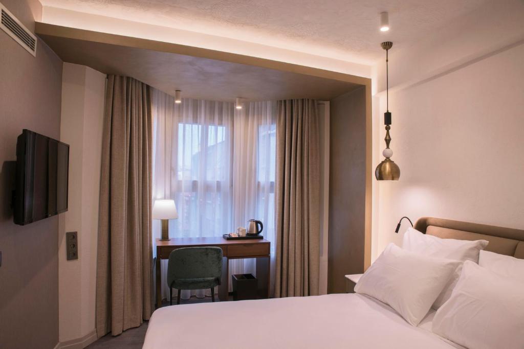 Smart and Simple Hotel Karakoy