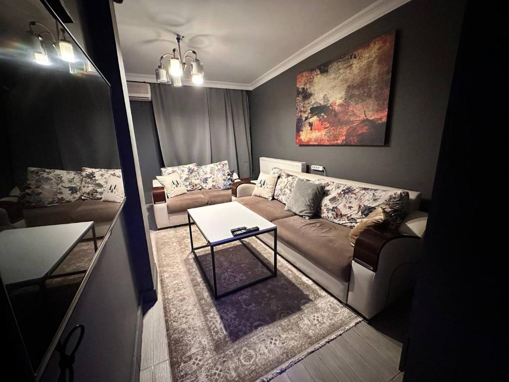 FREEDOM MODERN AND LUXRY 1BD TAKSIM SISLi