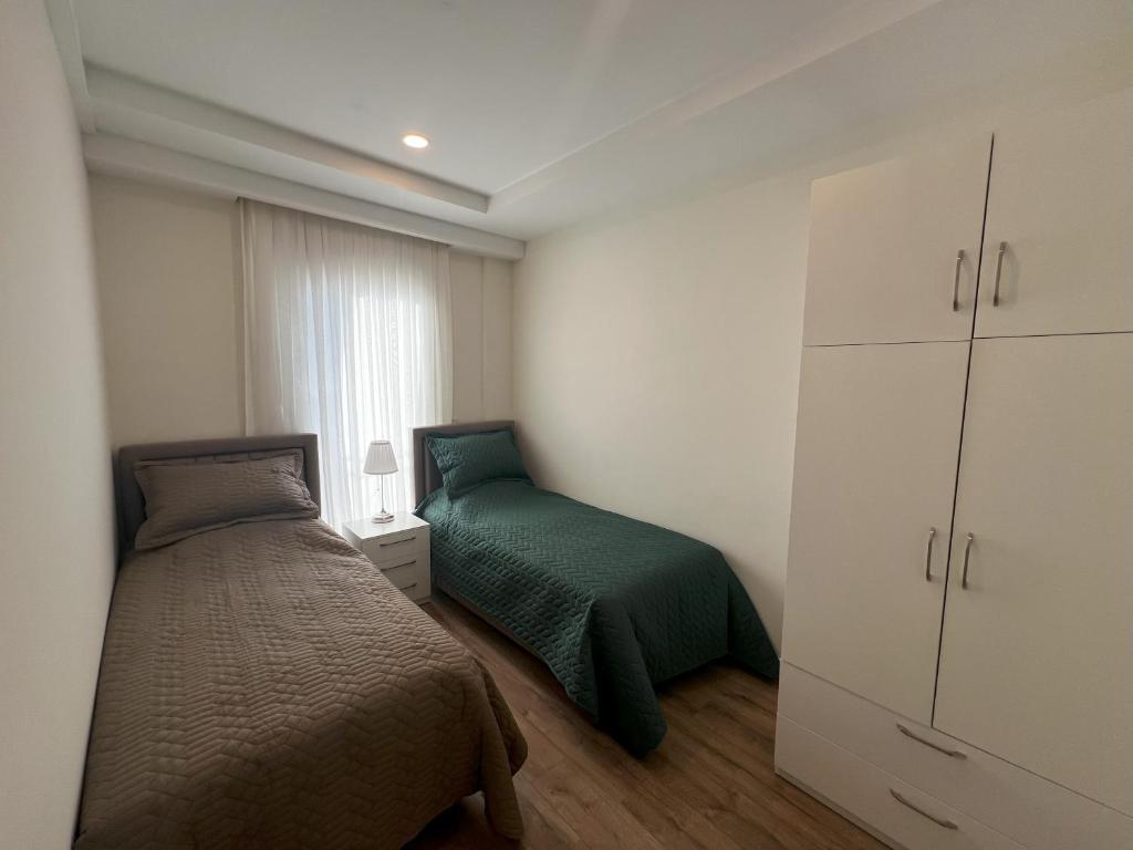 Su Apartment Side