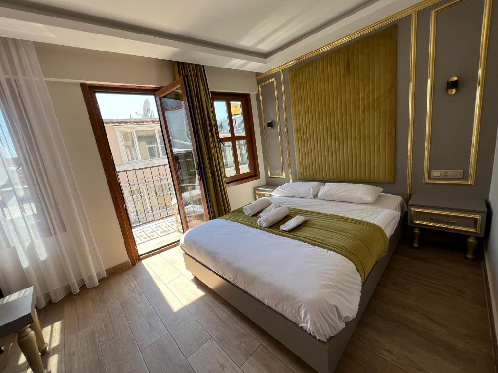 Taksim La Marino Hotel