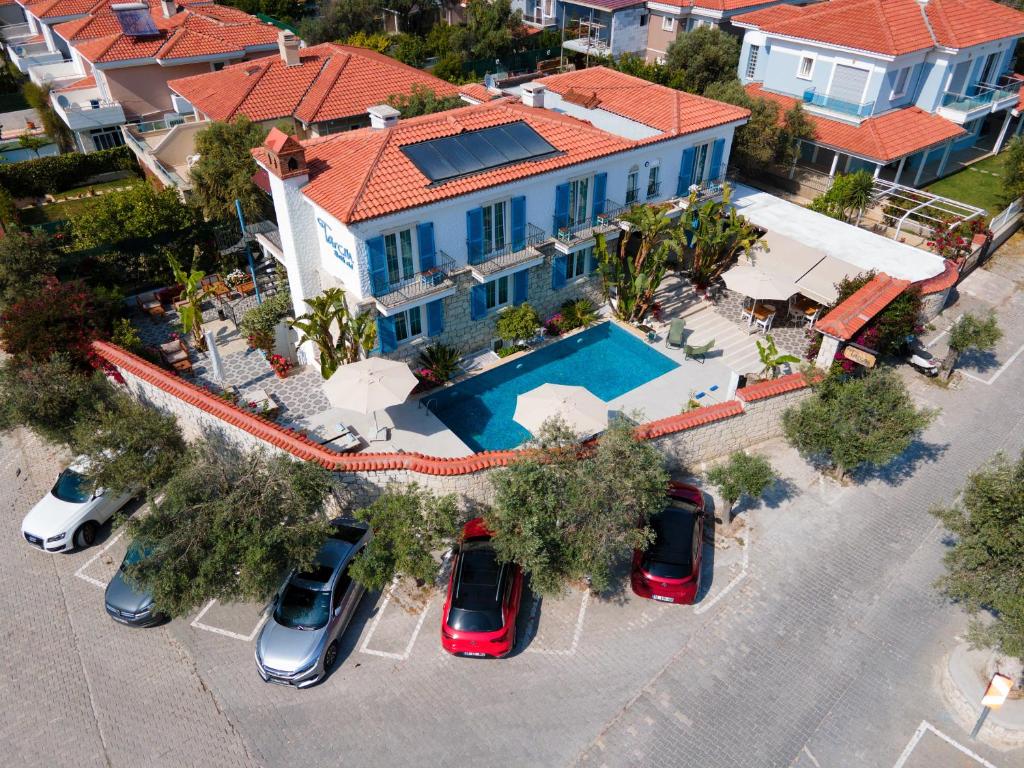 Tarçın Alaçatı Otel