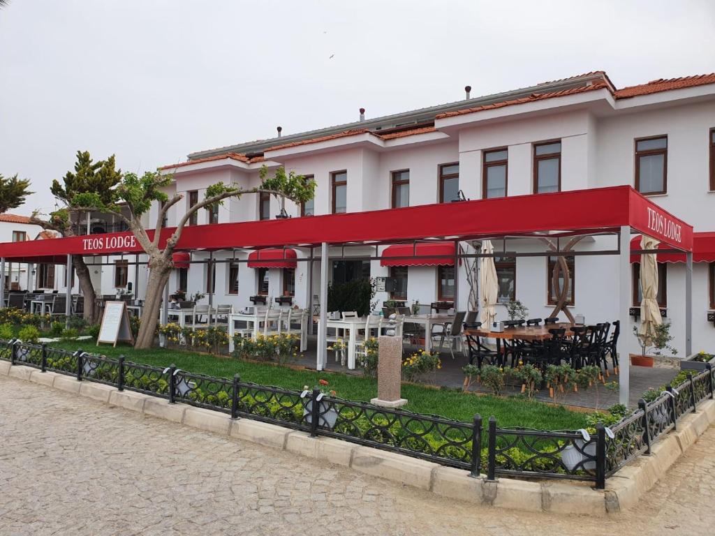 Teos Lodge Pansiyon