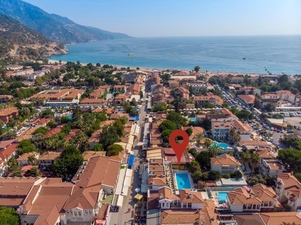 Tolay Hotel