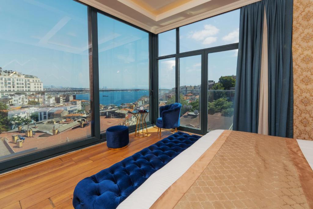 Trip Bosphorus Taksim