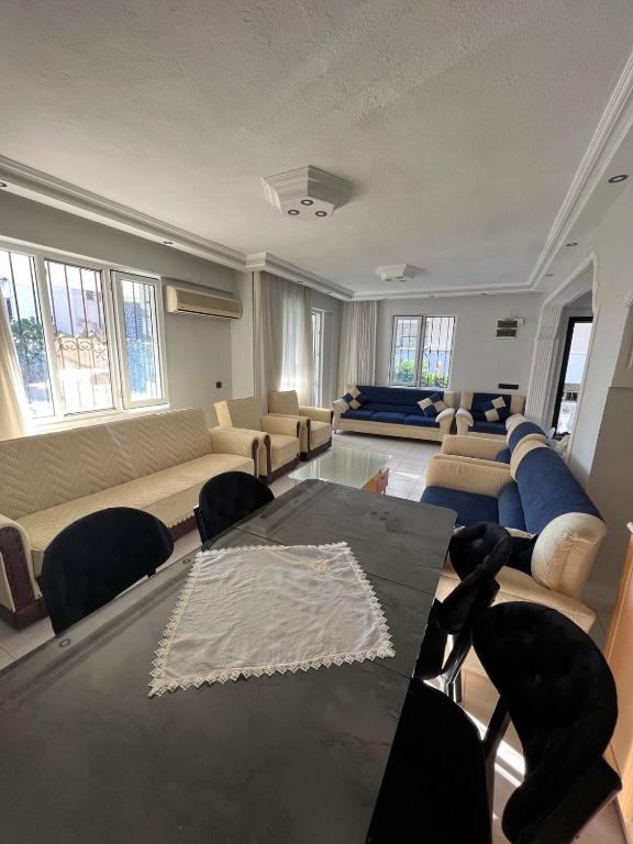 Villa with Mustakil Pool and Jacuzzi