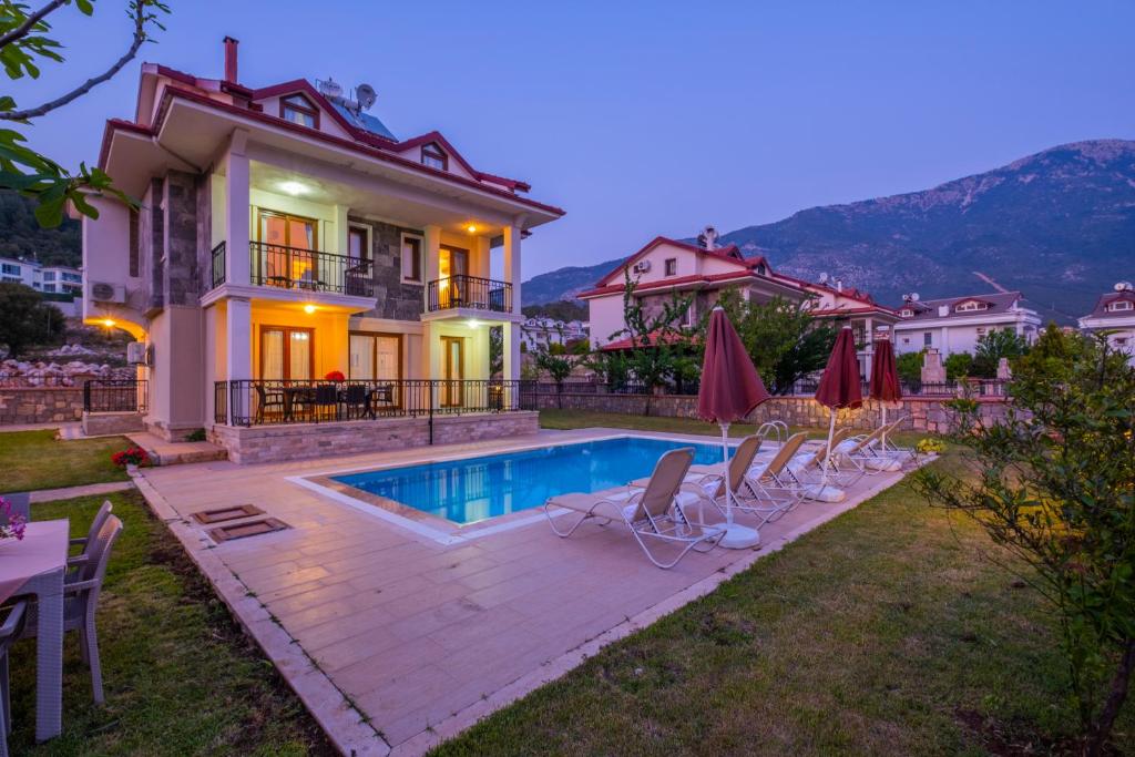 Villa Almilalin 6 bedroom Holiday Villa for Rent in Oludeniz